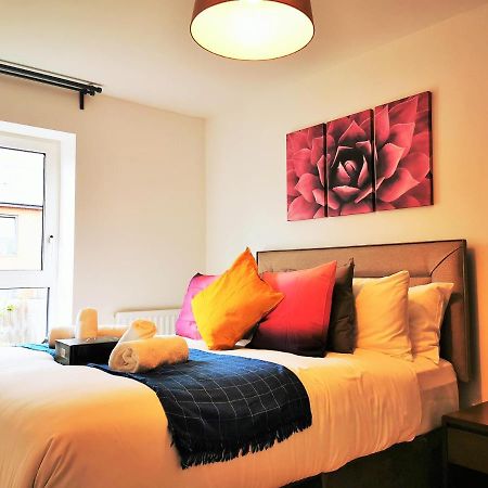 Lovely Holiday Home In Birmingham City Center 3 Bedrooms House By Hf Group Екстериор снимка