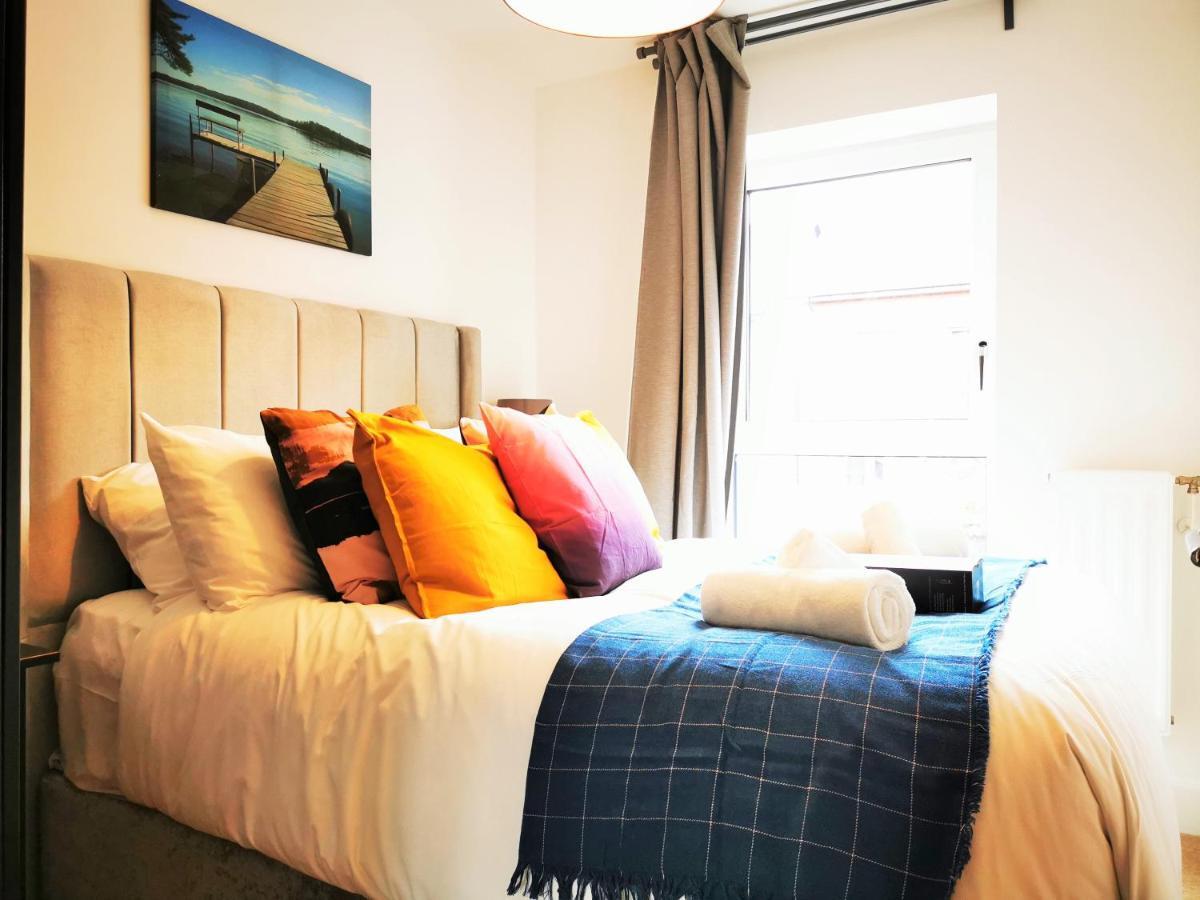 Lovely Holiday Home In Birmingham City Center 3 Bedrooms House By Hf Group Екстериор снимка
