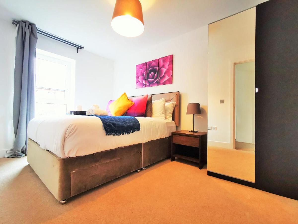 Lovely Holiday Home In Birmingham City Center 3 Bedrooms House By Hf Group Екстериор снимка